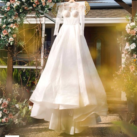 Princess Ball Wedding Dress with 6 Hoop Crinoline Petticoat Underskirt - Picture 1 of 4